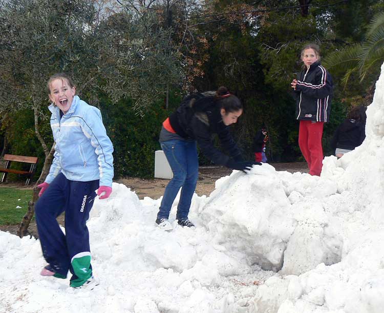 snow in Kibbutz Nir-Am