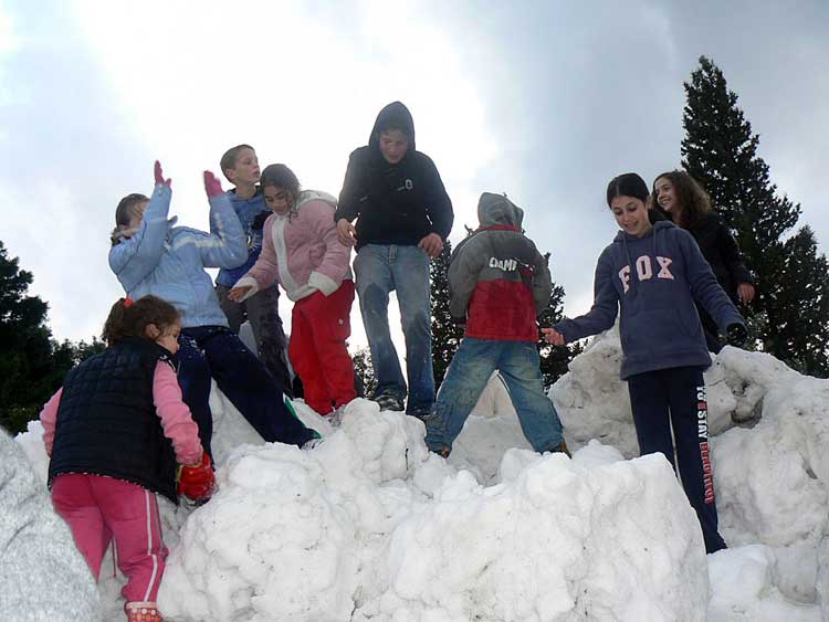 snow in Kibbutz Nir-Am